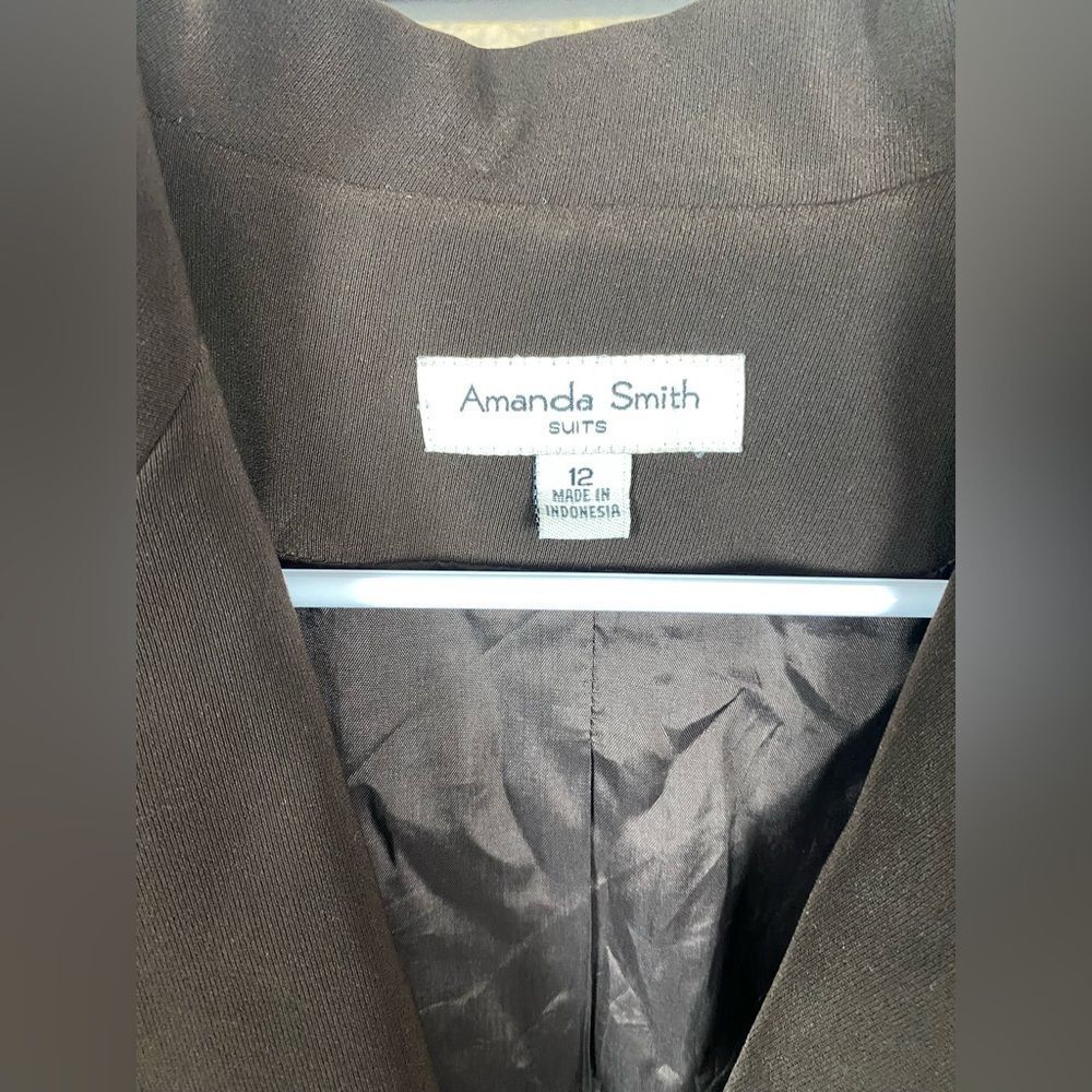 Amanda Smith Brown Single Button Closure Sports C… - image 5